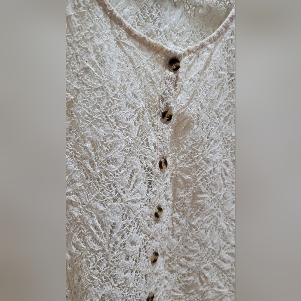 Free People Floral crochet button up tank top - Picture 5 of 6